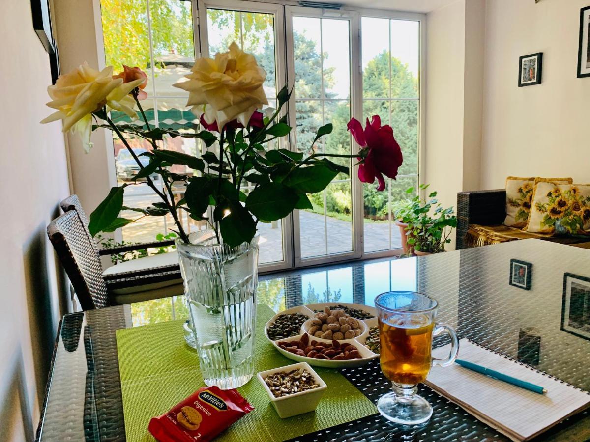Astoria Garden Hotel Bishkek Luaran gambar