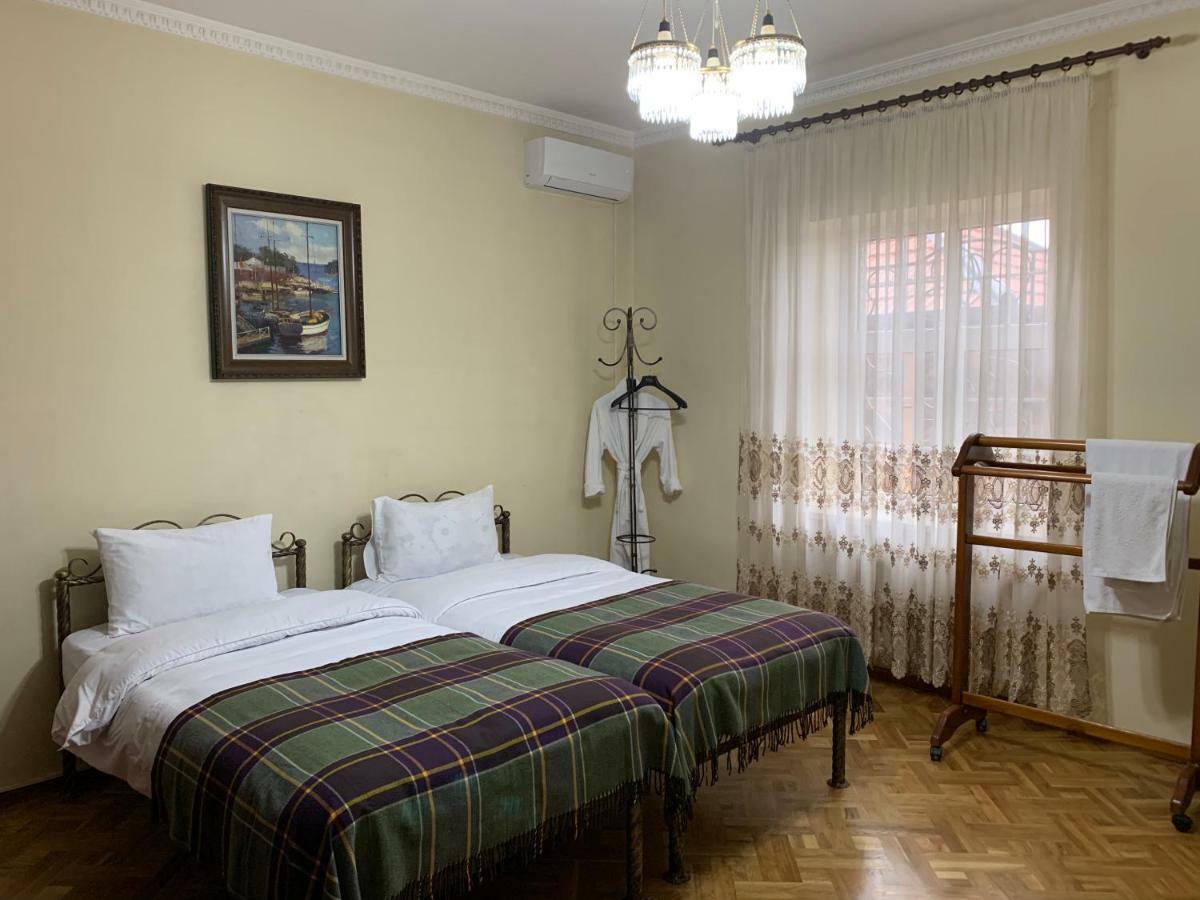 Astoria Garden Hotel Bishkek Luaran gambar