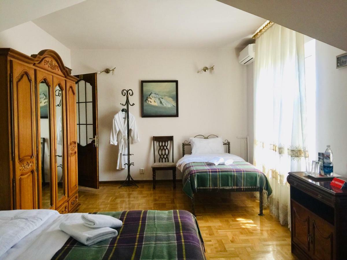 Astoria Garden Hotel Bishkek Luaran gambar