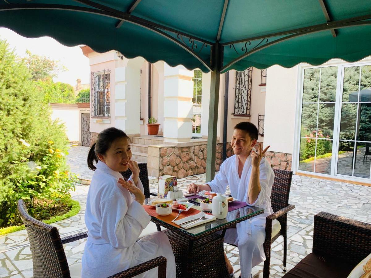Astoria Garden Hotel Bishkek Luaran gambar